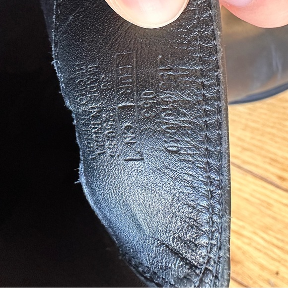 Zara Boots - Size 38 Fit like 39 - Picture 4 of 5